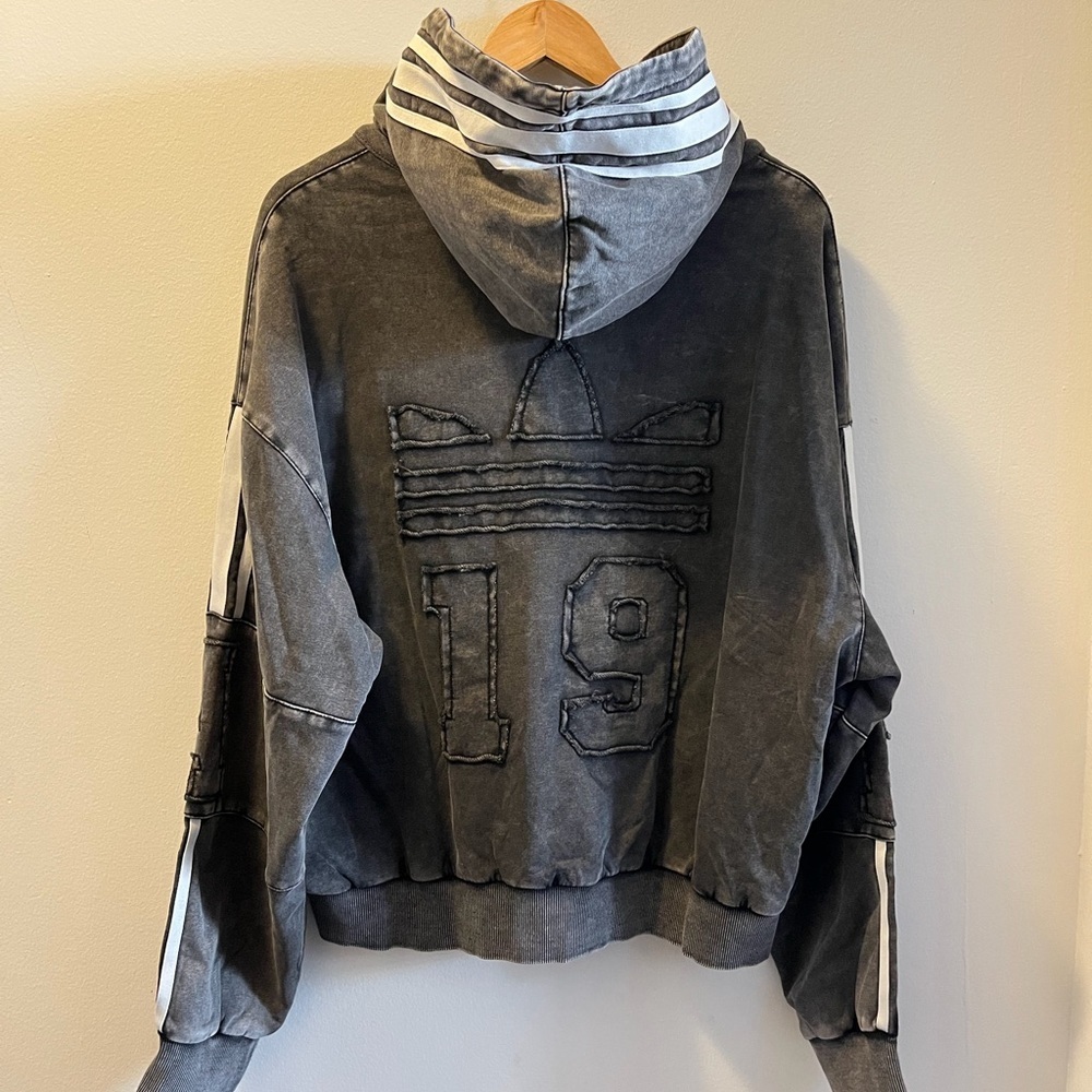 Gray Hooded Sweatshirt with Stripes - Picture 4 of 5